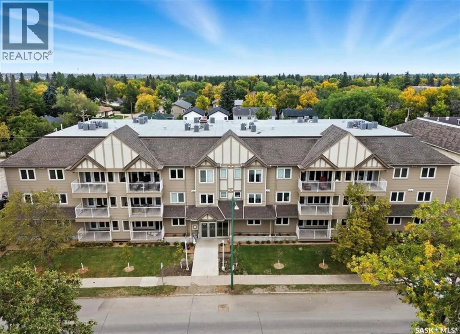 107 318 108th STREET W