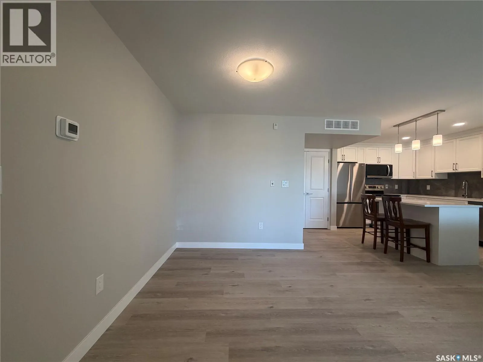 107 318 108th STREET W