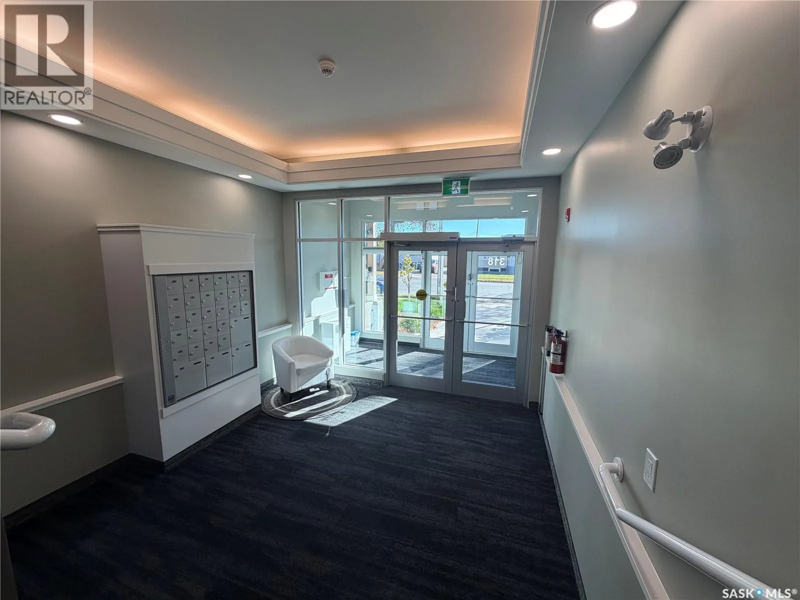 107 318 108th STREET W