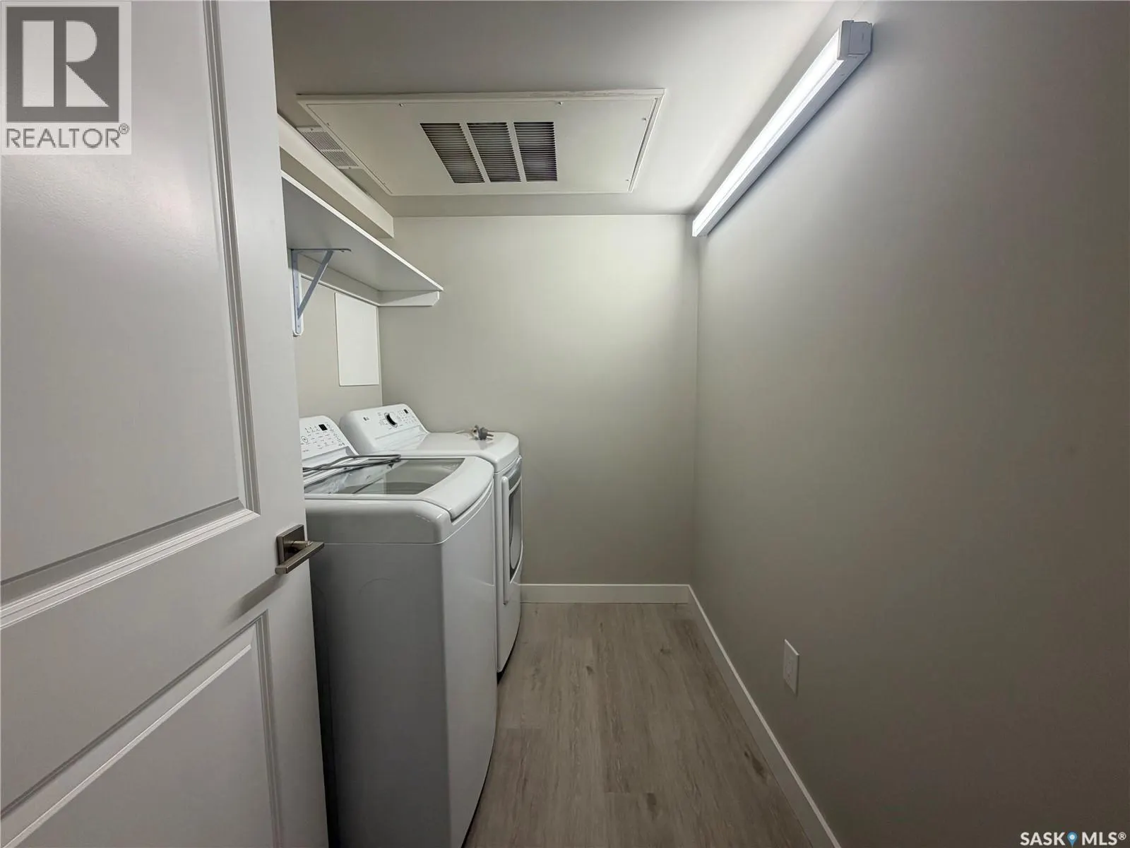 107 318 108th STREET W