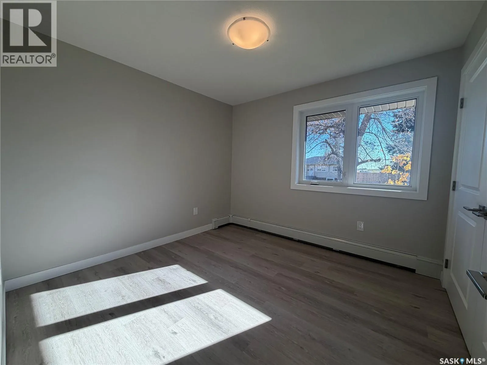 107 318 108th STREET W