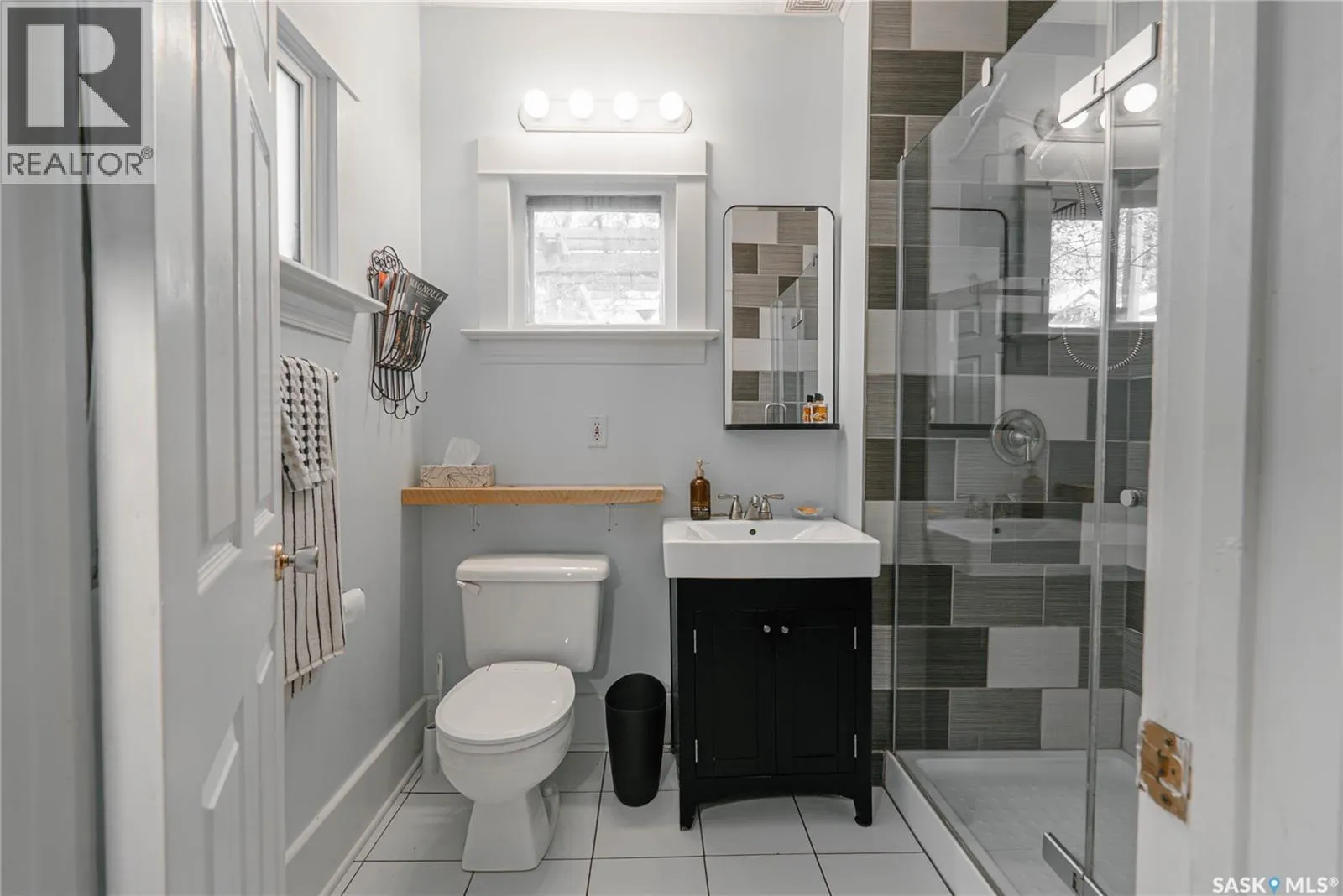 408 25th STREET W