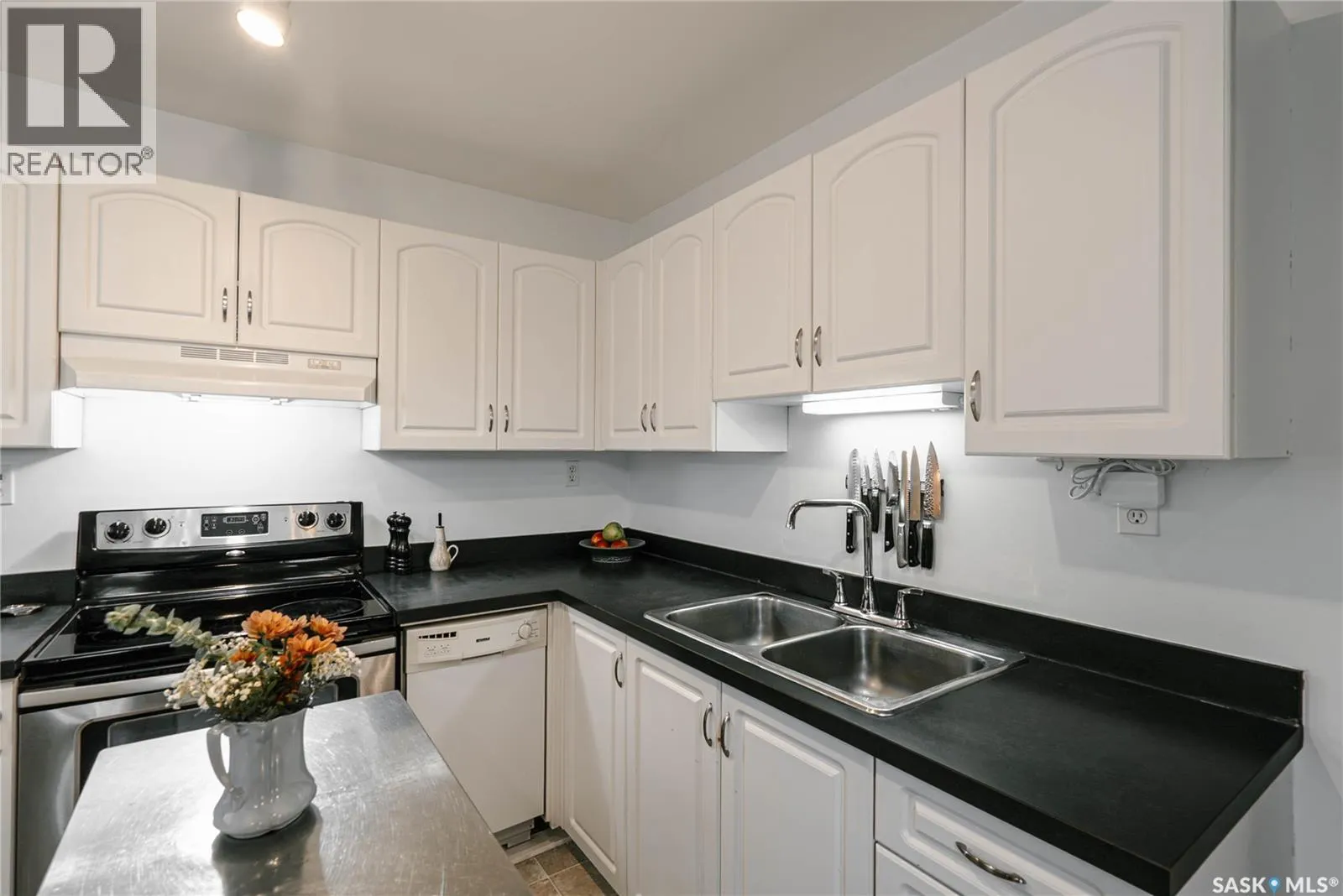 408 25th STREET W
