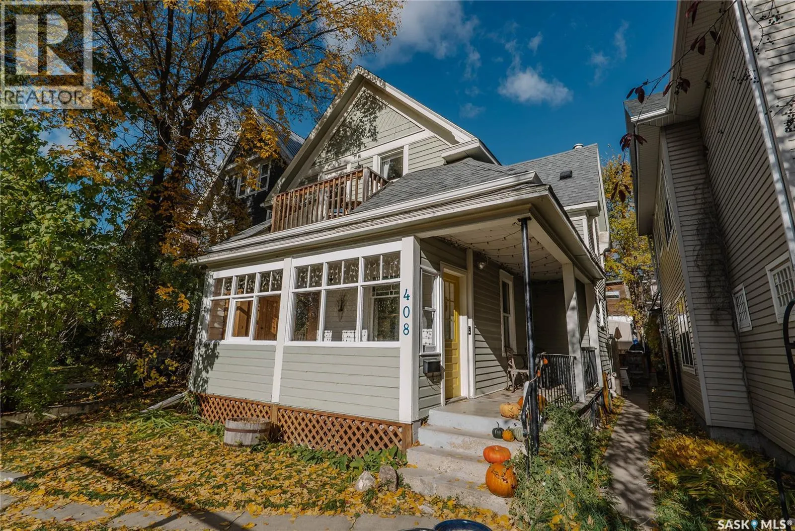408 25th STREET W