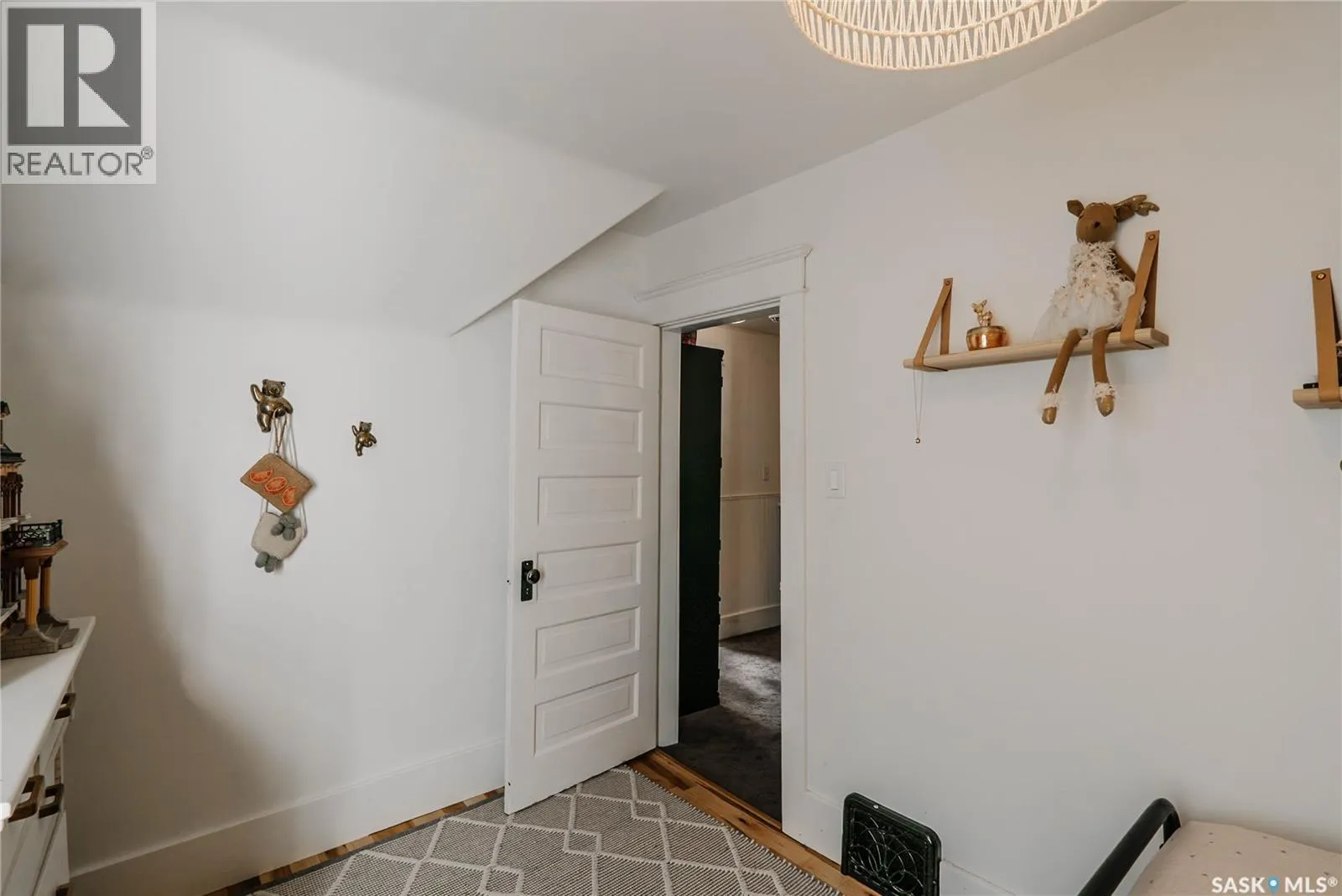 408 25th STREET W