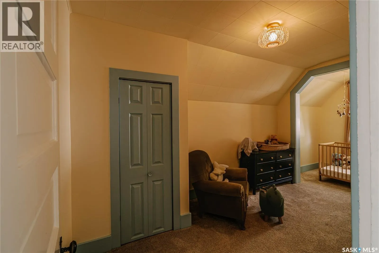 408 25th STREET W