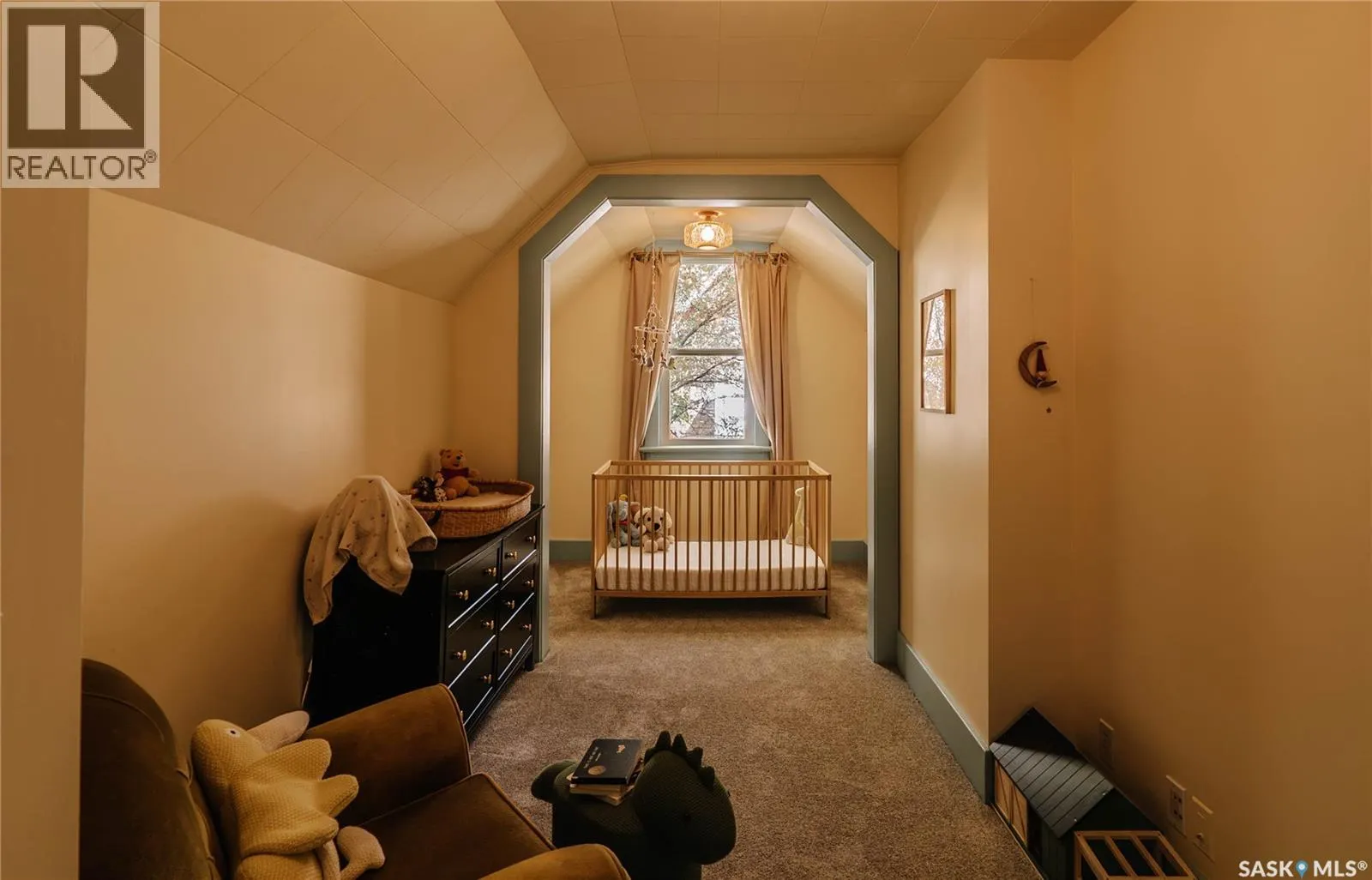 408 25th STREET W