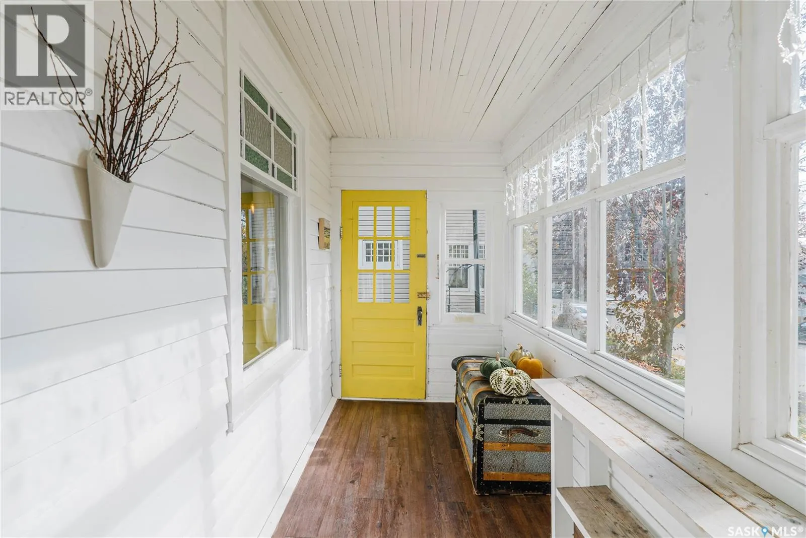 408 25th STREET W