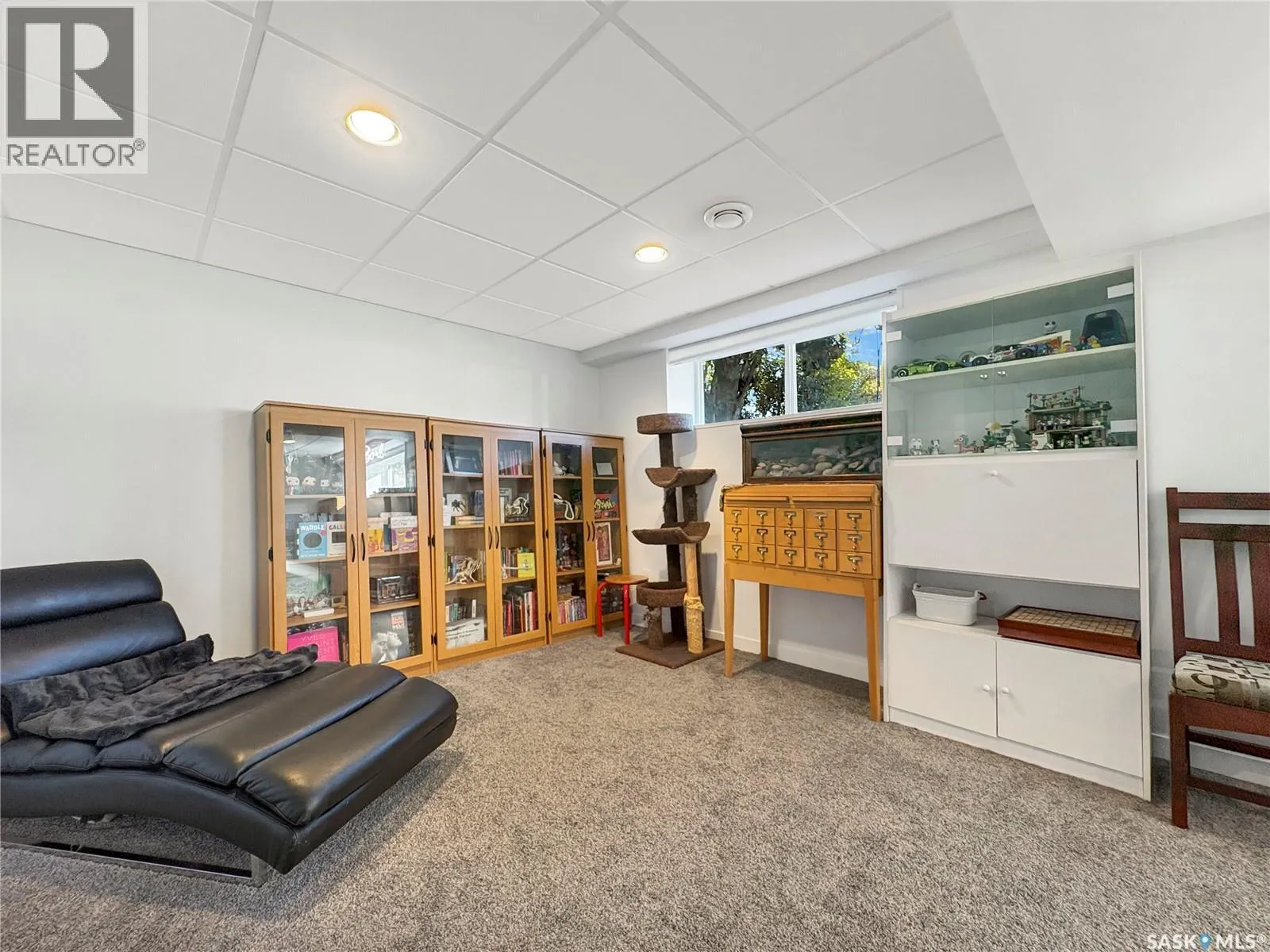 313 Birch CRESCENT
