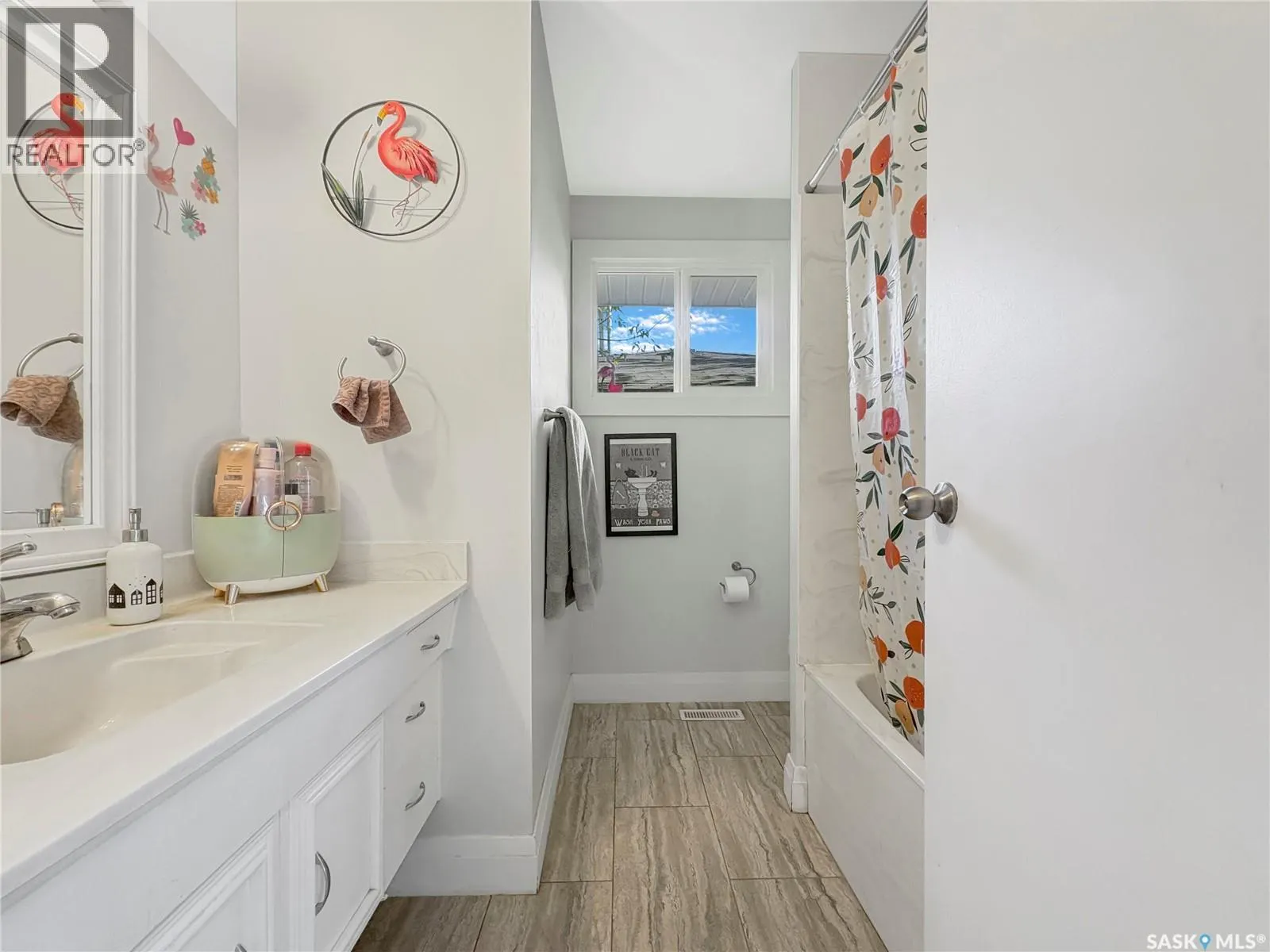 313 Birch CRESCENT