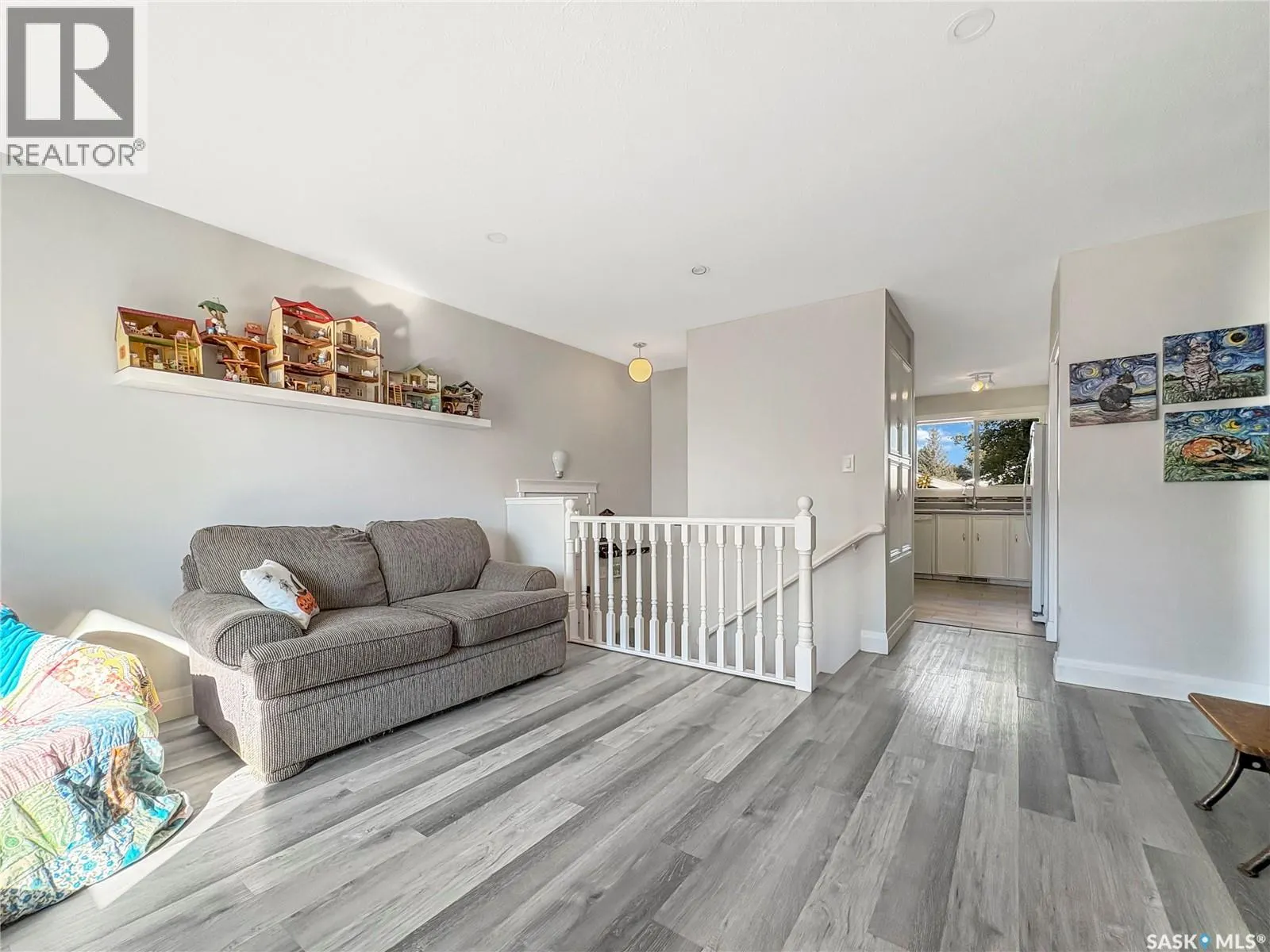 313 Birch CRESCENT