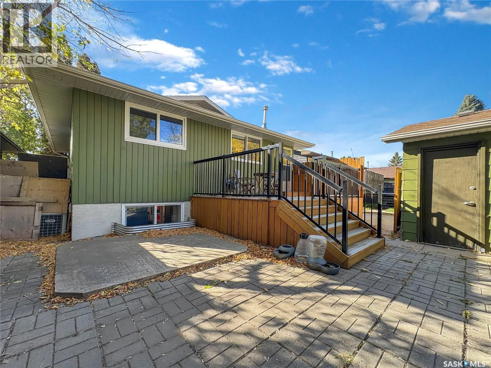 313 Birch CRESCENT
