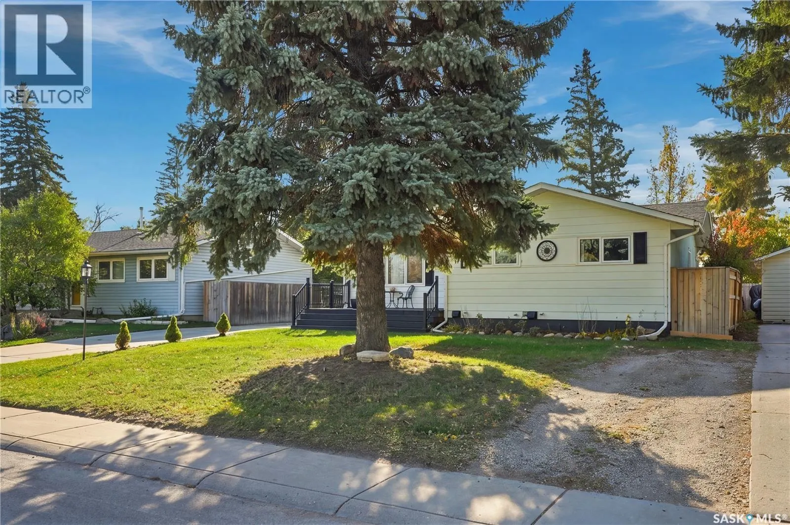 95 St Lawrence CRESCENT