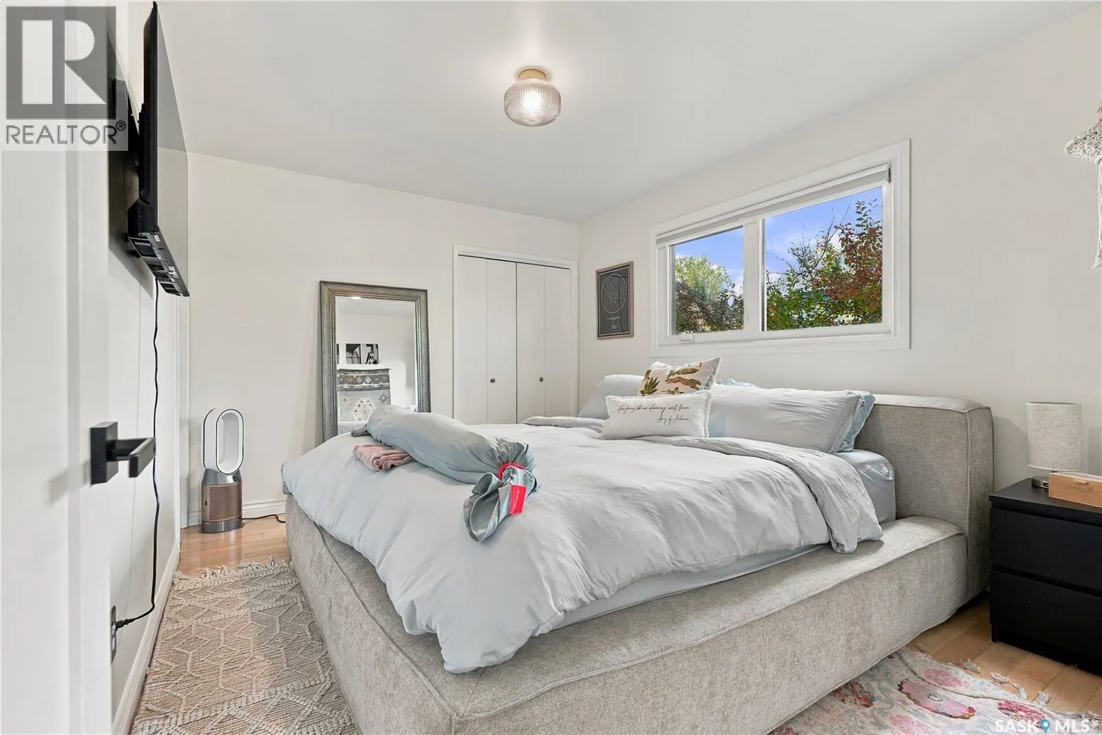 95 St Lawrence CRESCENT