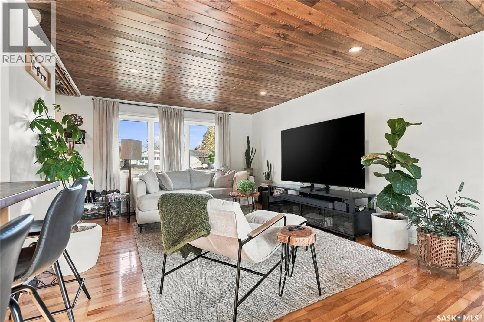 95 St Lawrence CRESCENT