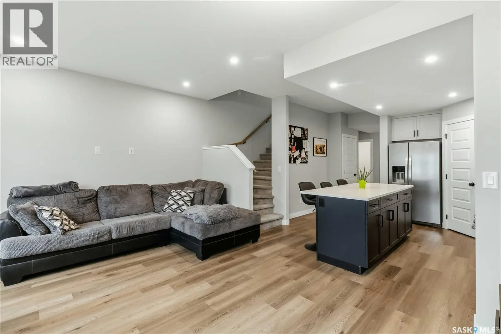 214 Antonini COURT