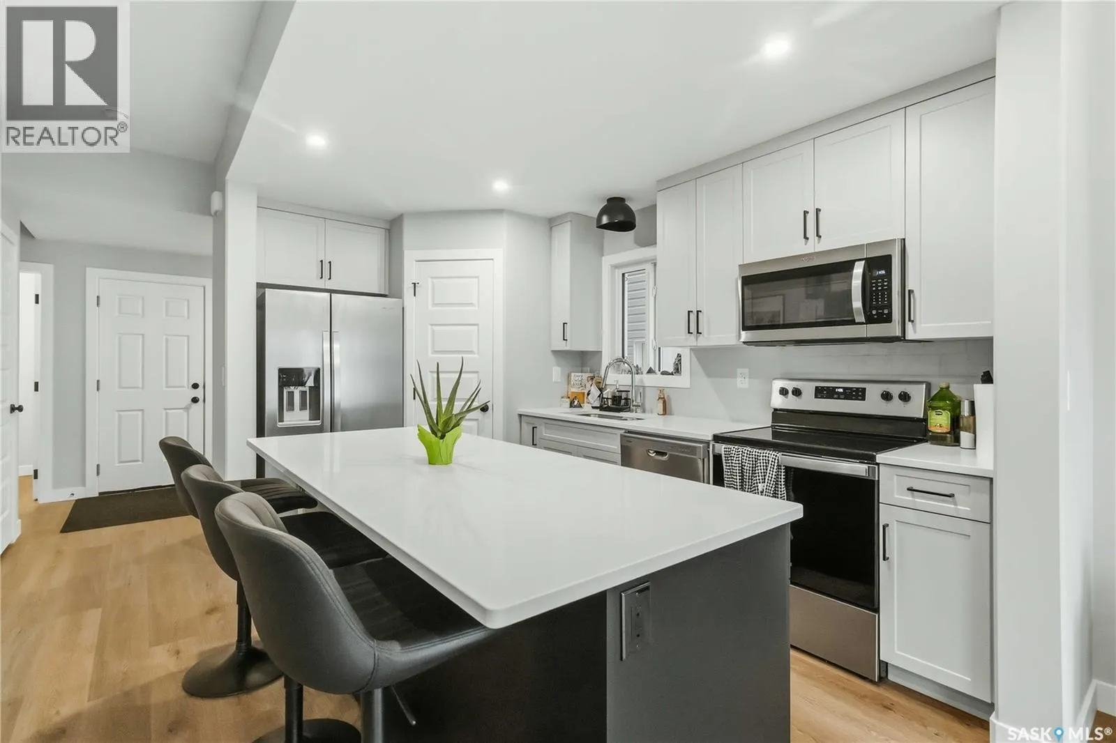 214 Antonini COURT