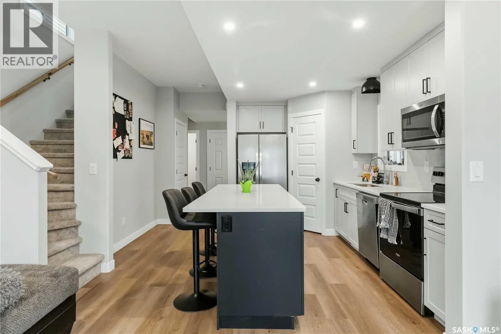 214 Antonini COURT