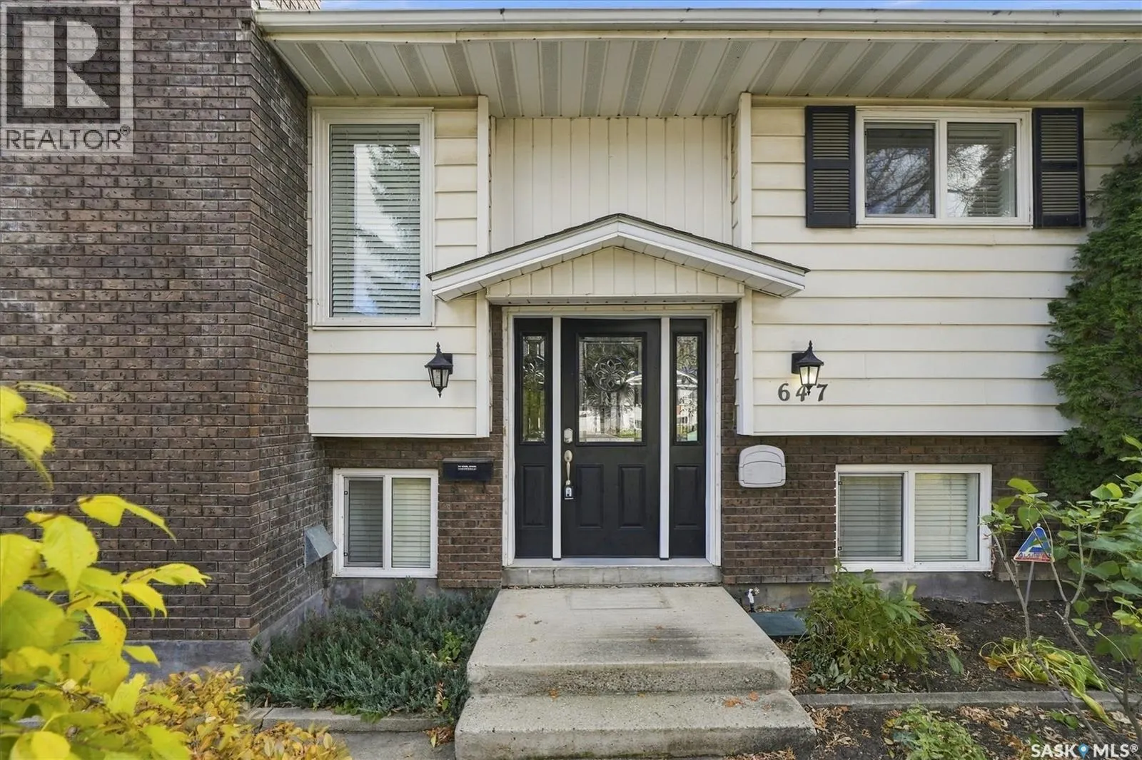 647 Redberry ROAD