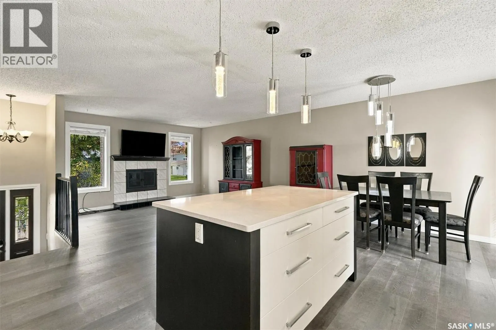 647 Redberry ROAD