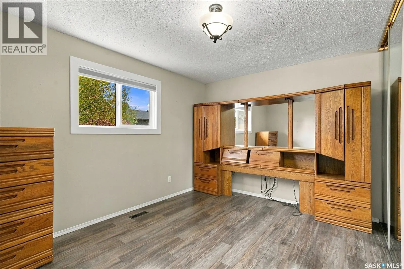647 Redberry ROAD