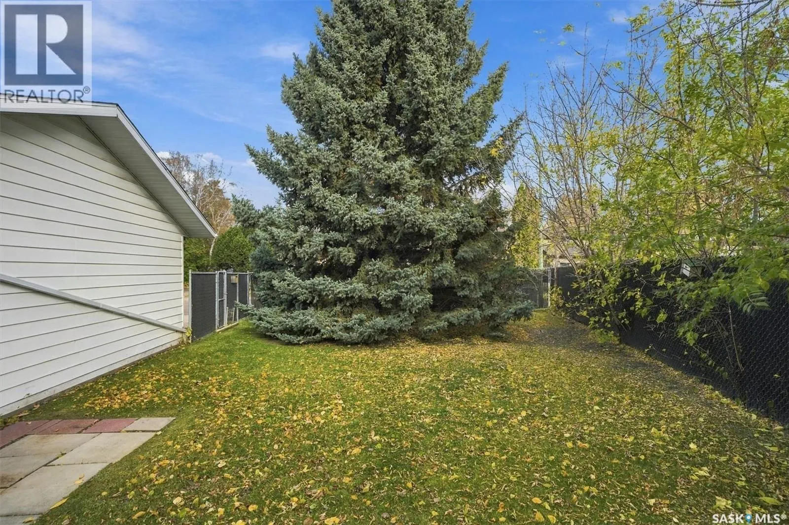 647 Redberry ROAD