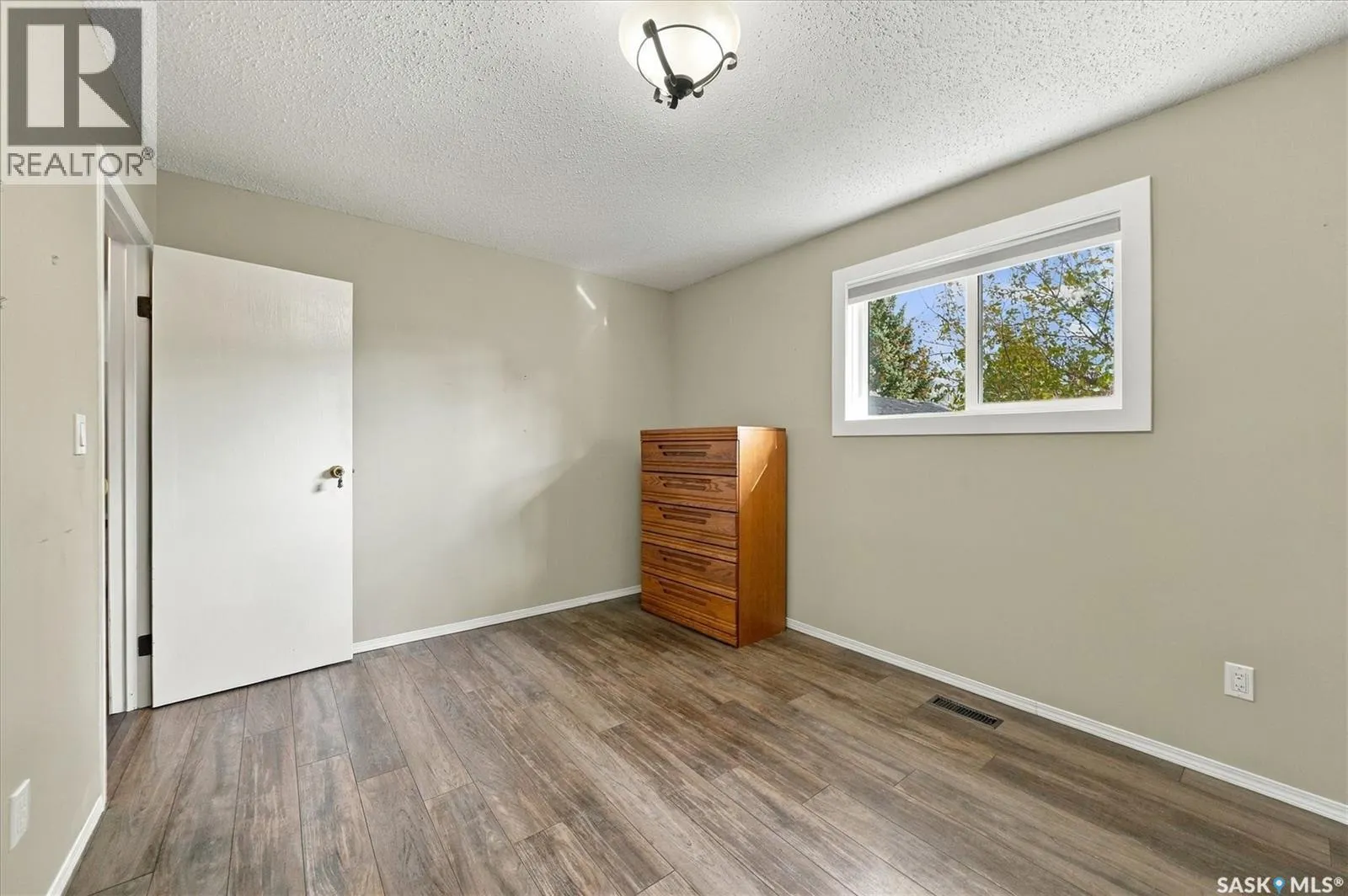 647 Redberry ROAD