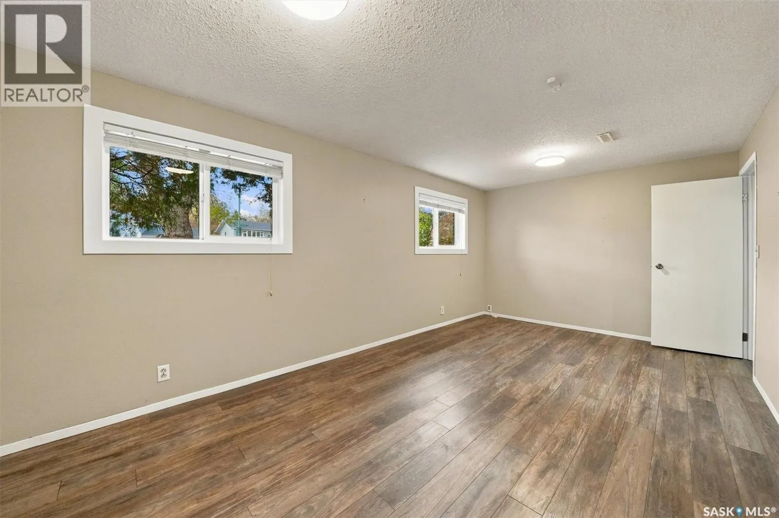 647 Redberry ROAD