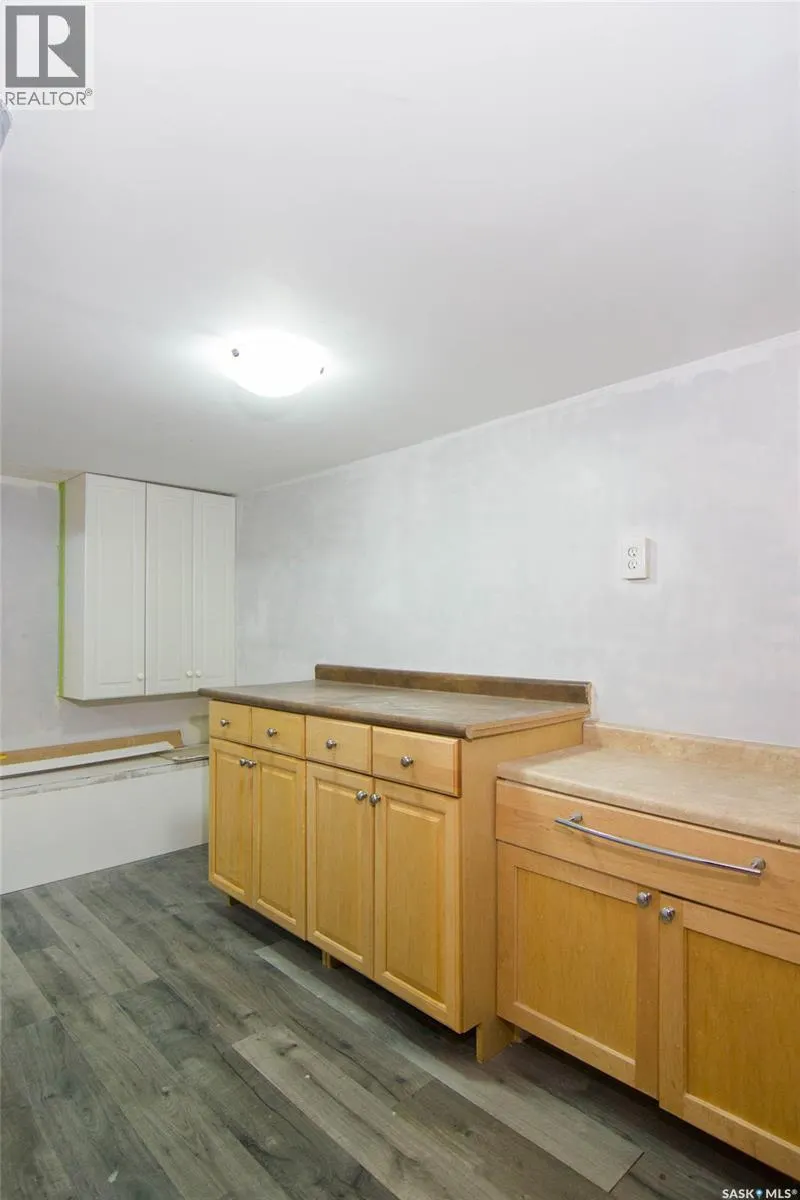308 Hilliard STREET E