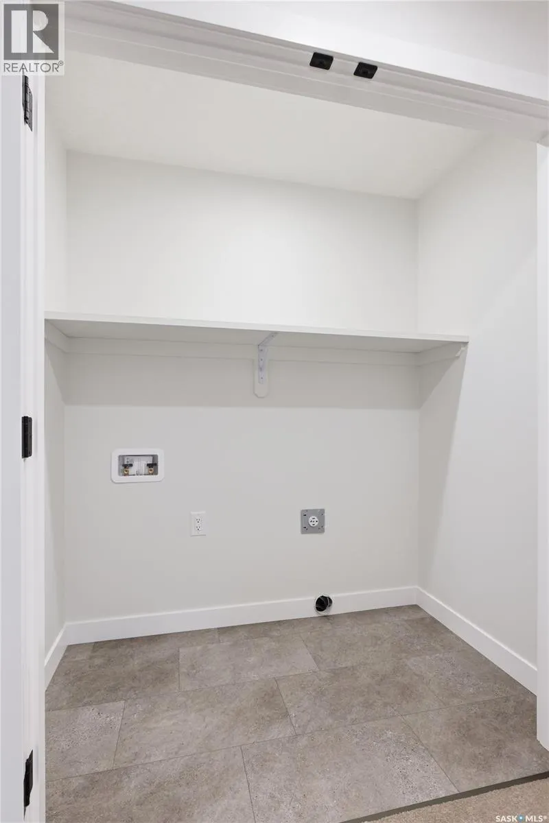 141 Emma CRESCENT