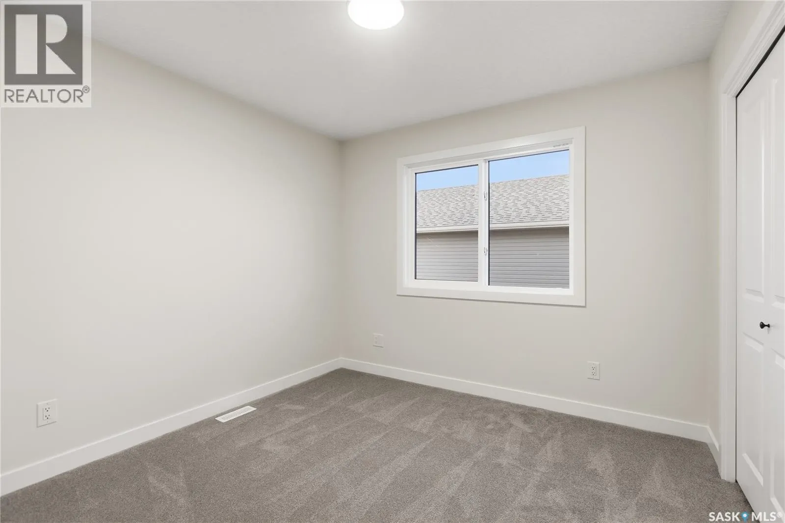 141 Emma CRESCENT
