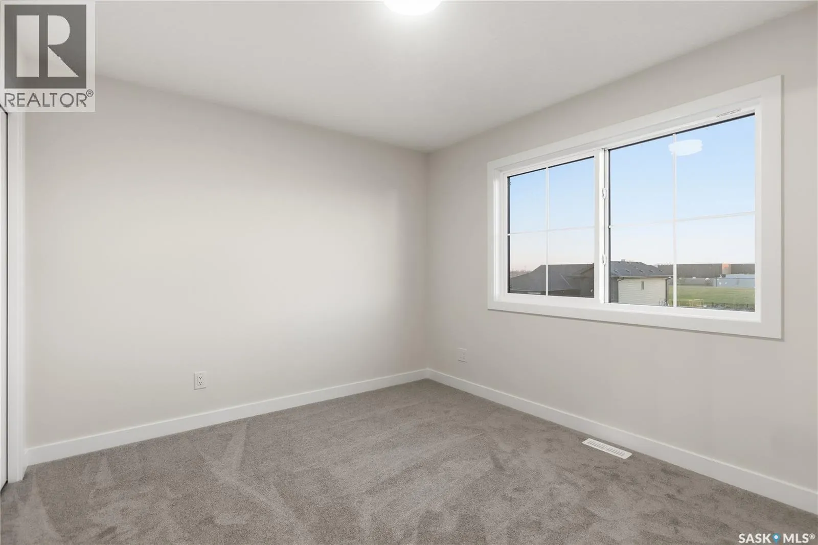 141 Emma CRESCENT