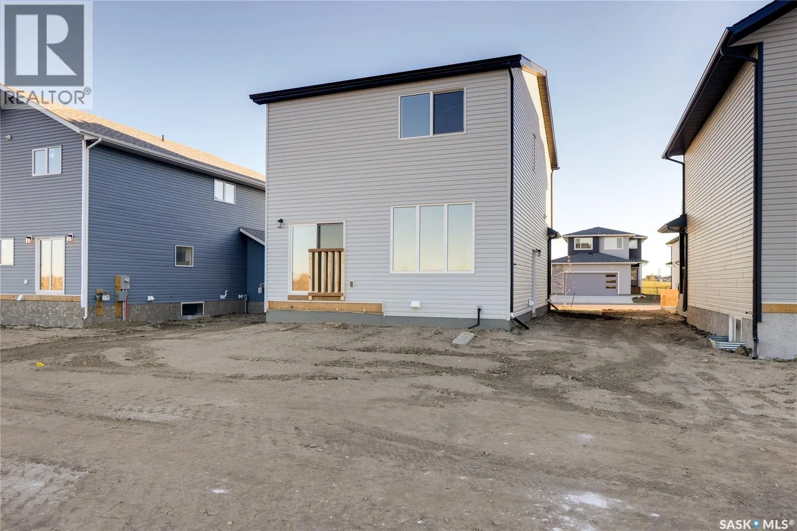 141 Emma CRESCENT