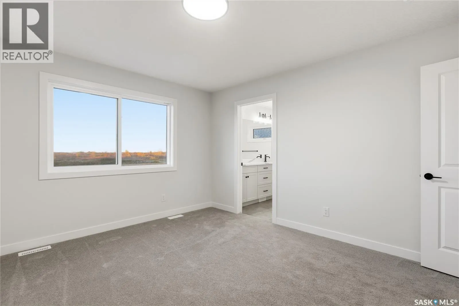 141 Emma CRESCENT