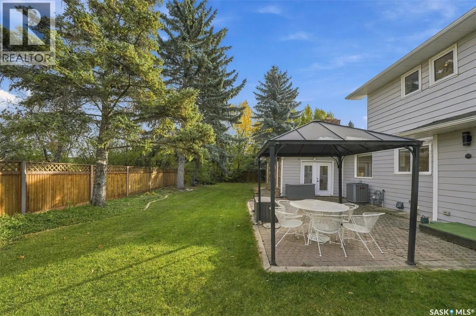 225 Clearwater COURT