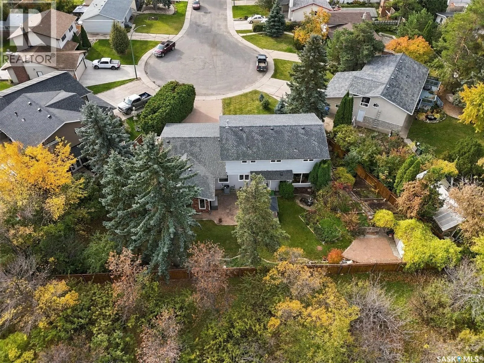225 Clearwater COURT