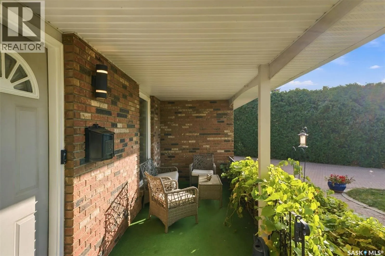 225 Clearwater COURT