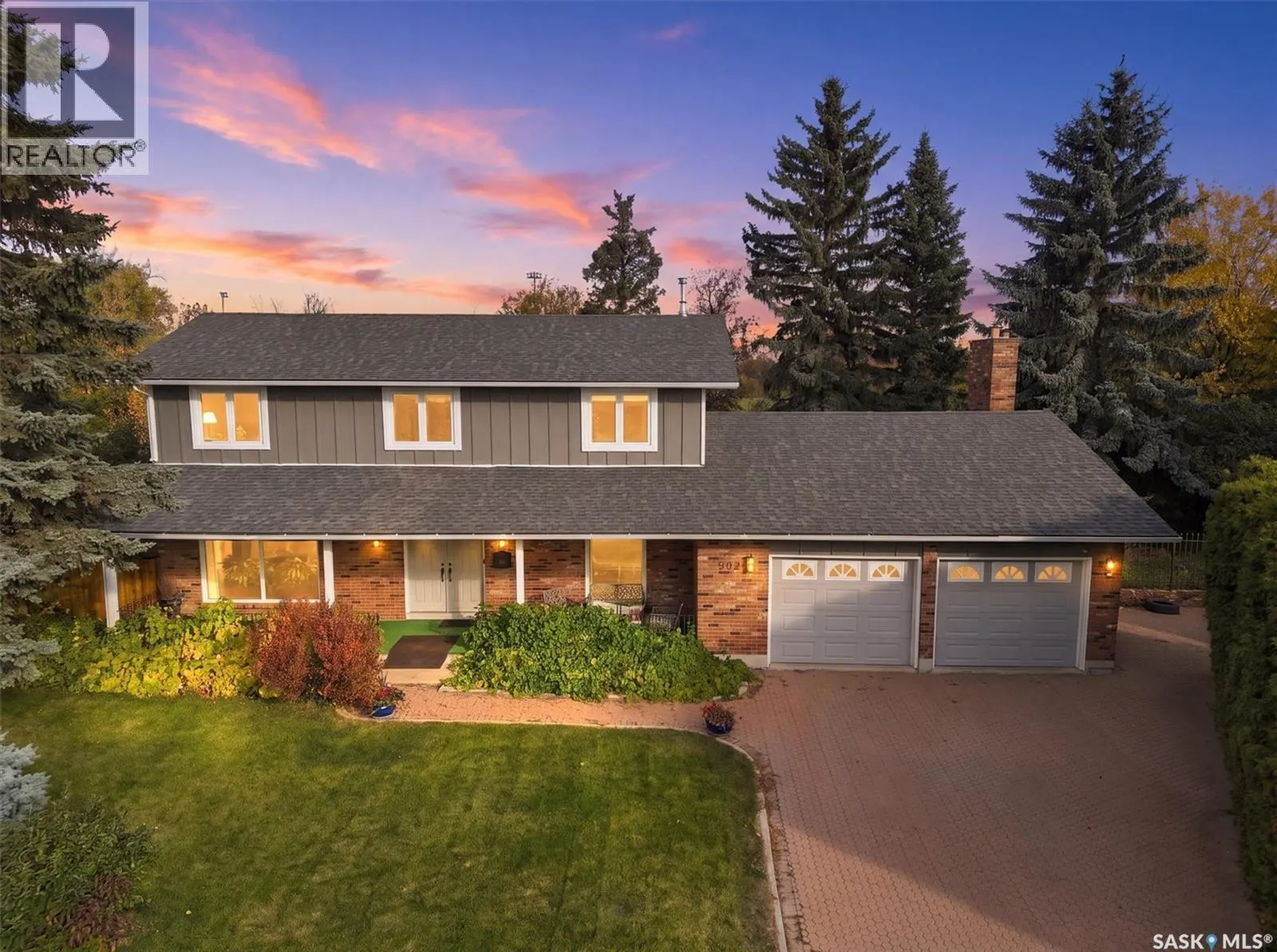 225 Clearwater COURT