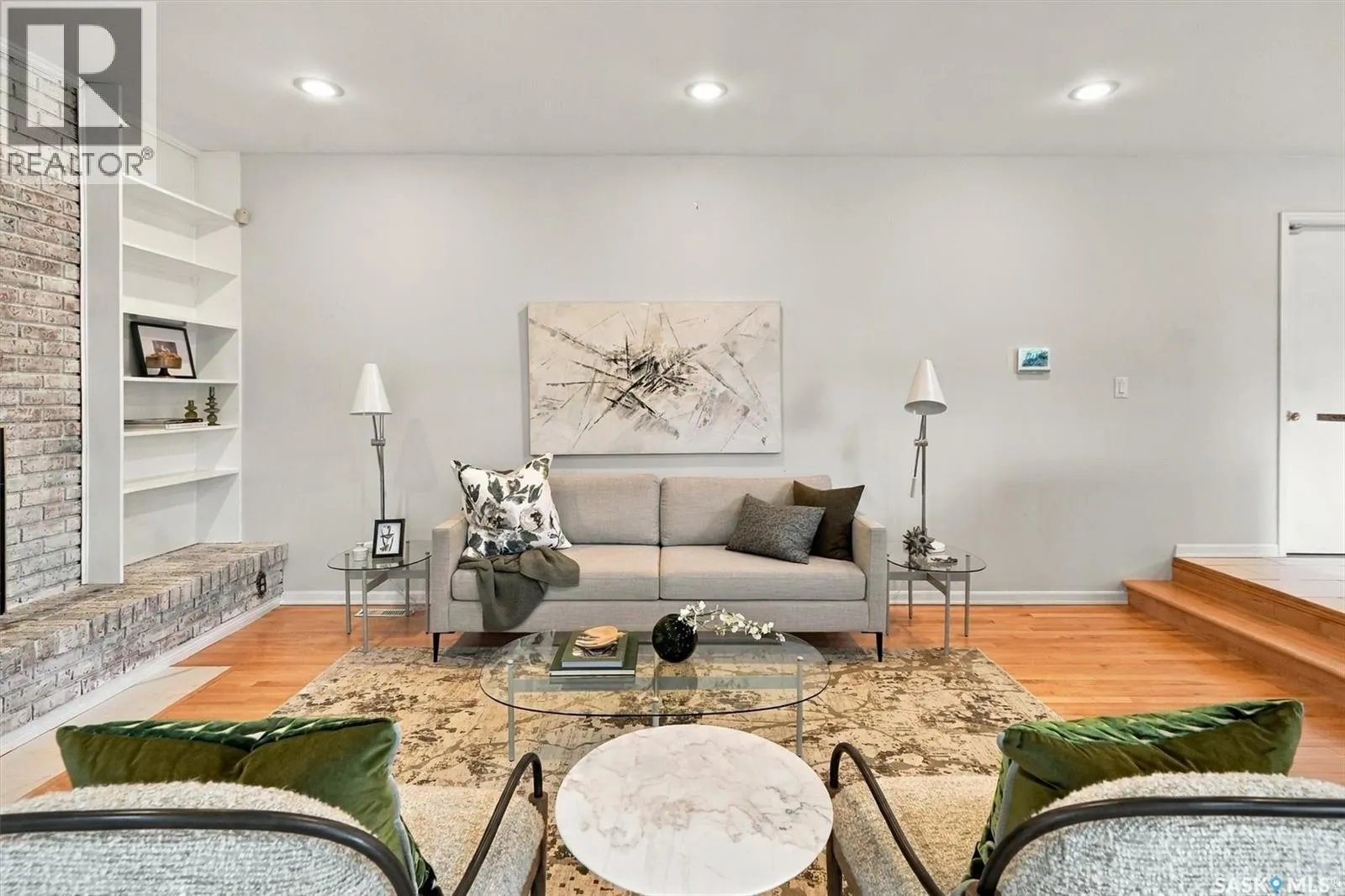 225 Clearwater COURT