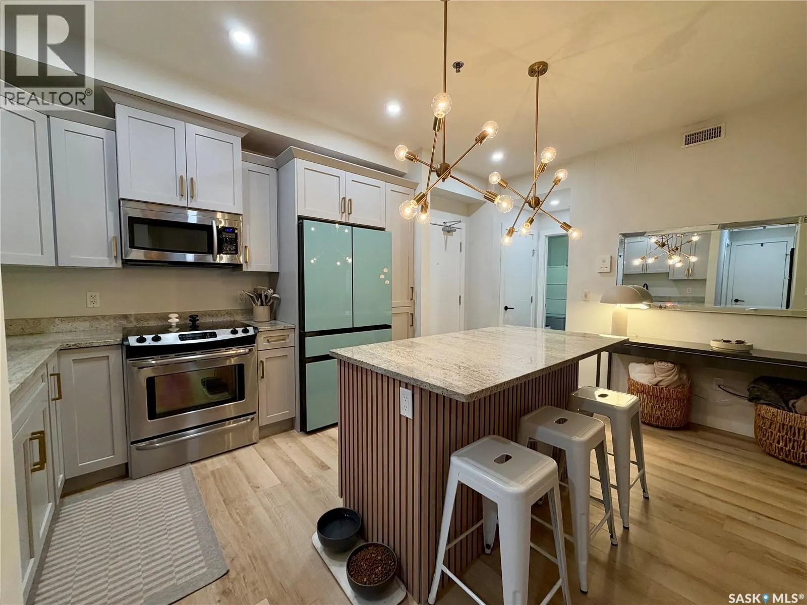 111 115 Willowgrove CRESCENT