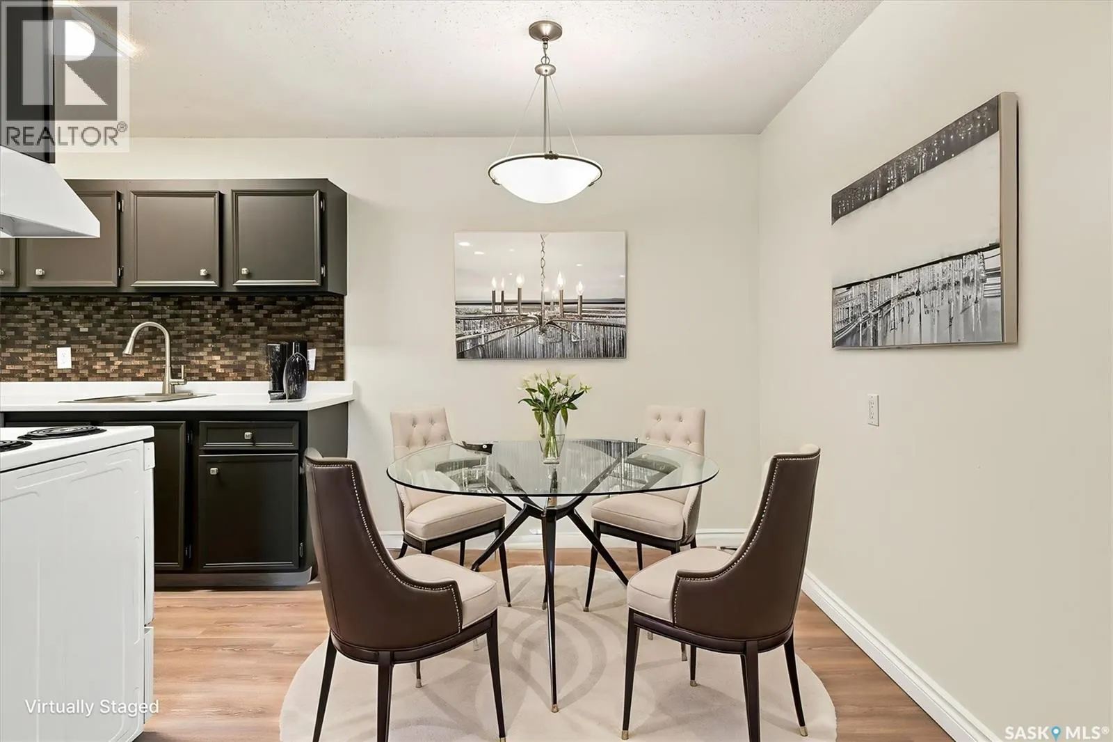 312B 4040 8th STREET E