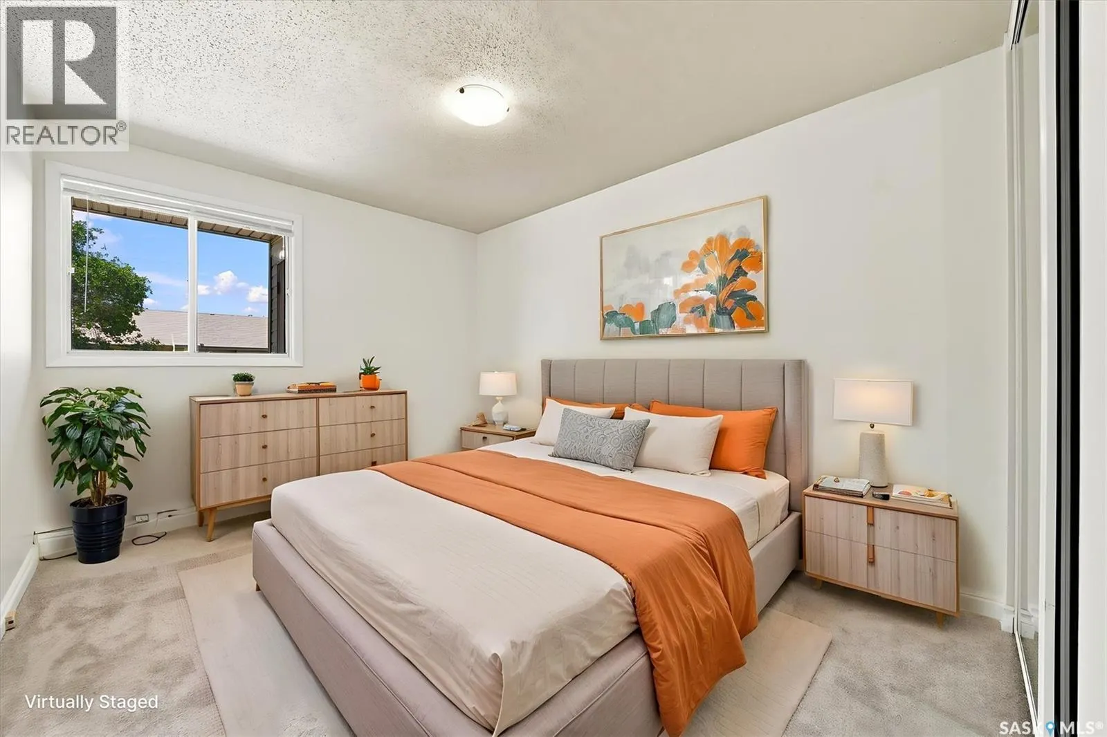 312B 4040 8th STREET E