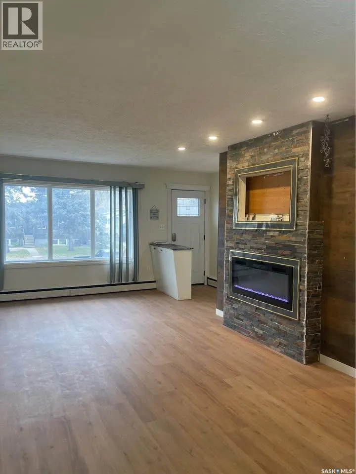 410 P AVENUE N