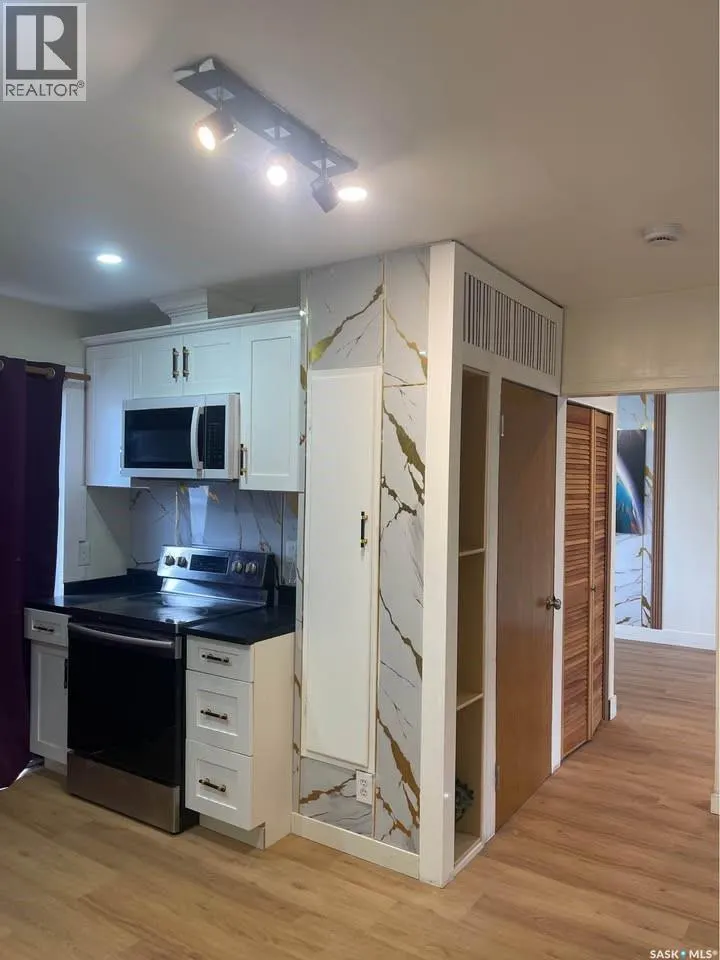 410 P AVENUE N