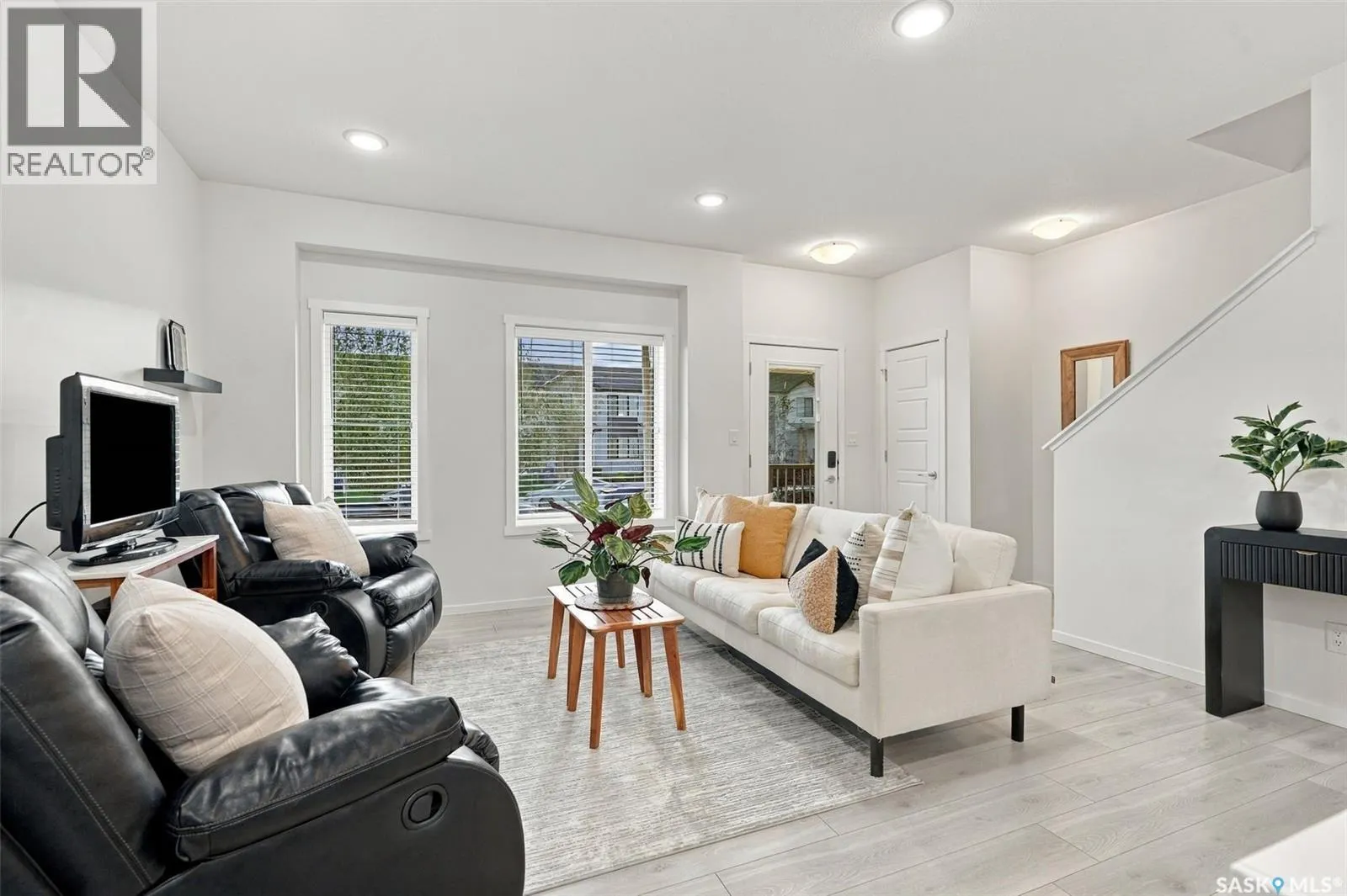 225 Westfield ROAD
