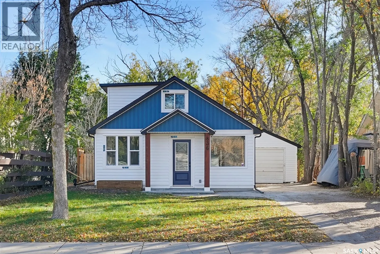 836 K AVENUE N