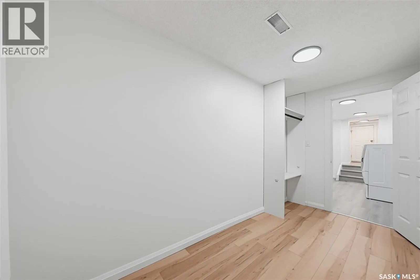 836 K AVENUE N