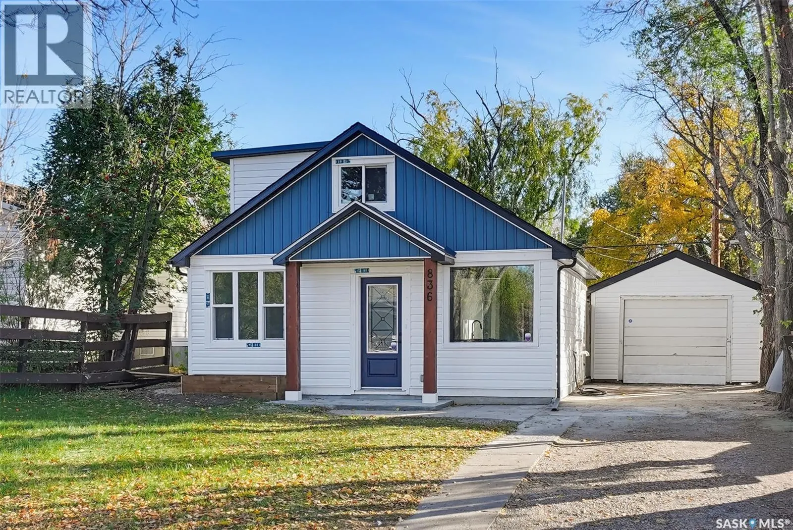 836 K AVENUE N