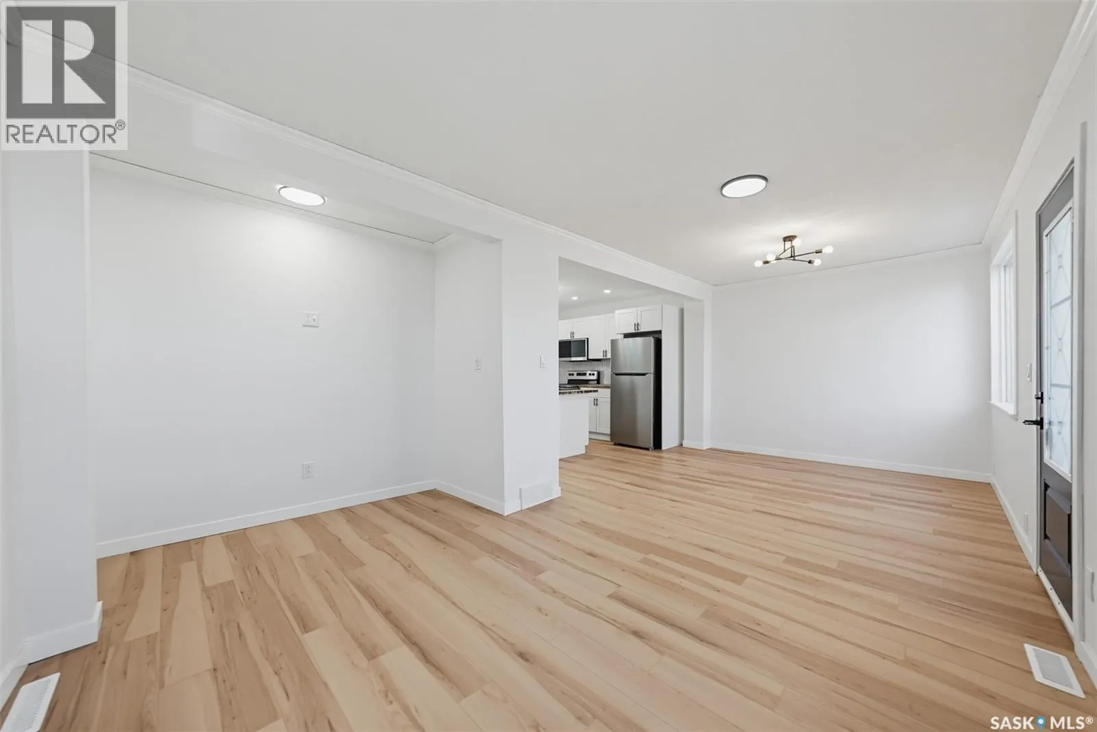 836 K AVENUE N