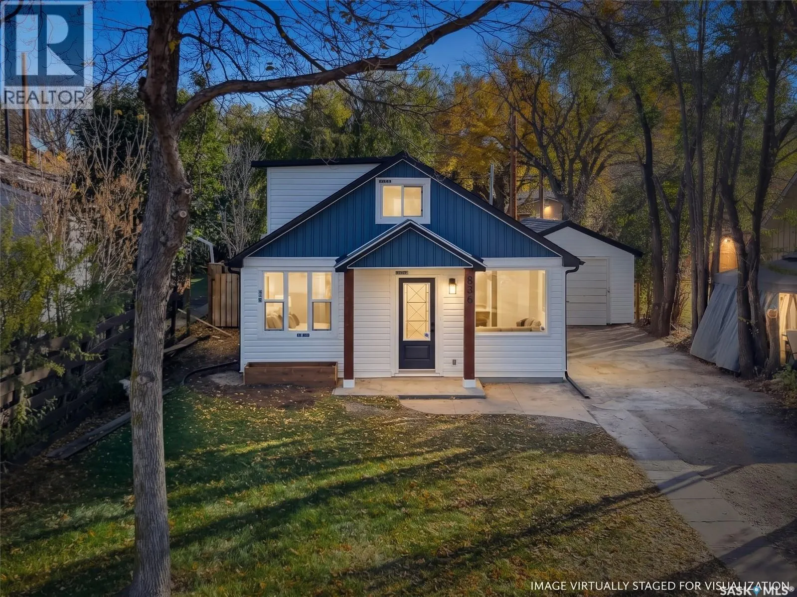836 K AVENUE N